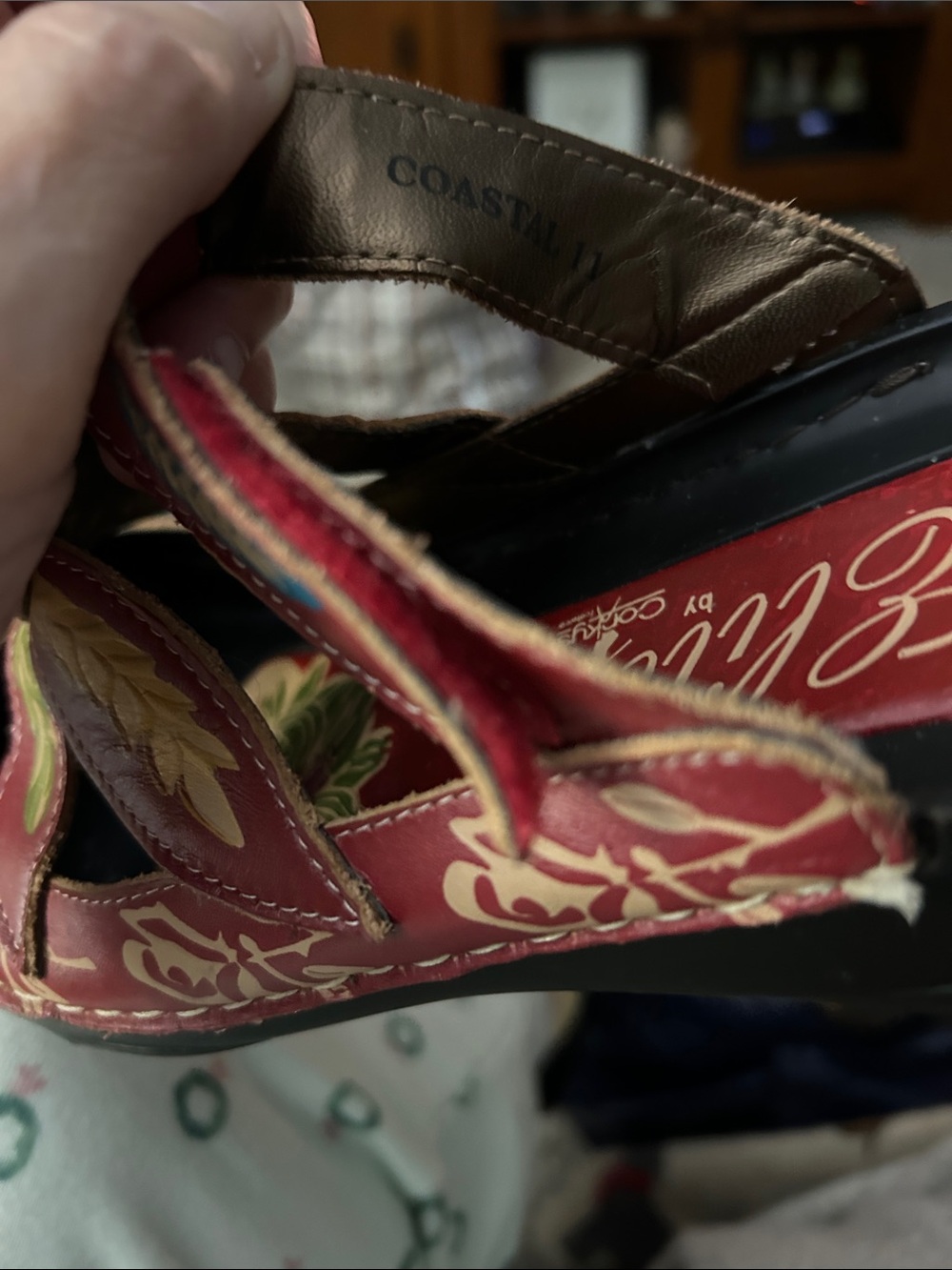 Elite by Corkys Red Floral Cutout Clogs, Size 41. - Picture 5 of 6